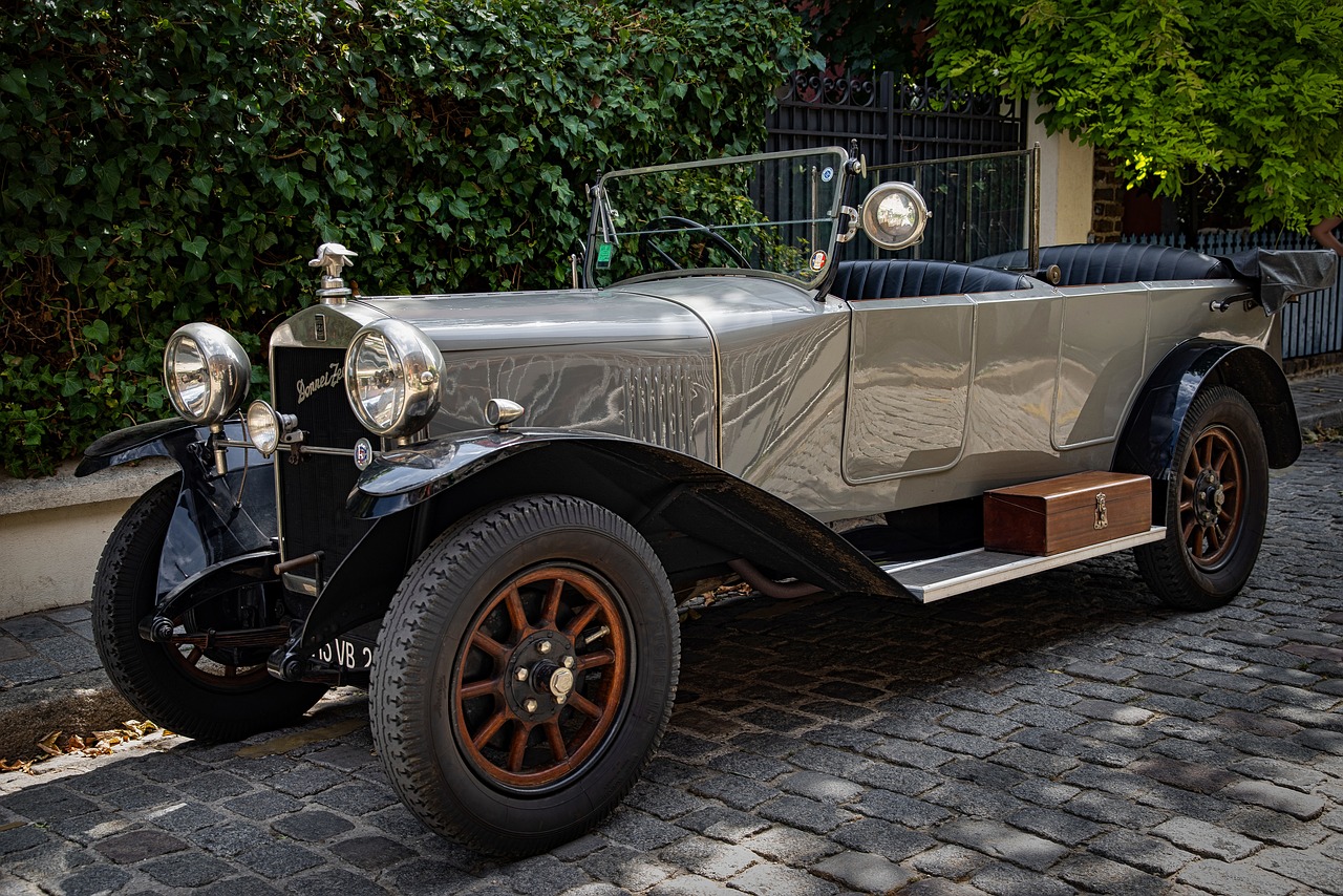 carnauba wax on a classic vehicle